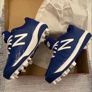 New Balance V 4040 cleats in royal blue and white brand new in box